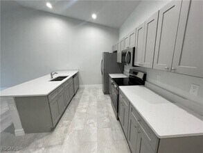 1423 Gleason Pkwy in Cape Coral, FL - Building Photo - Building Photo