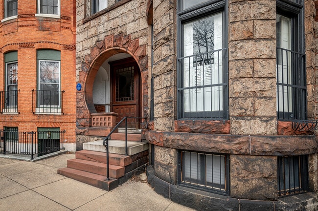 1729 Park Ave in Baltimore, MD - Foto de edificio - Building Photo