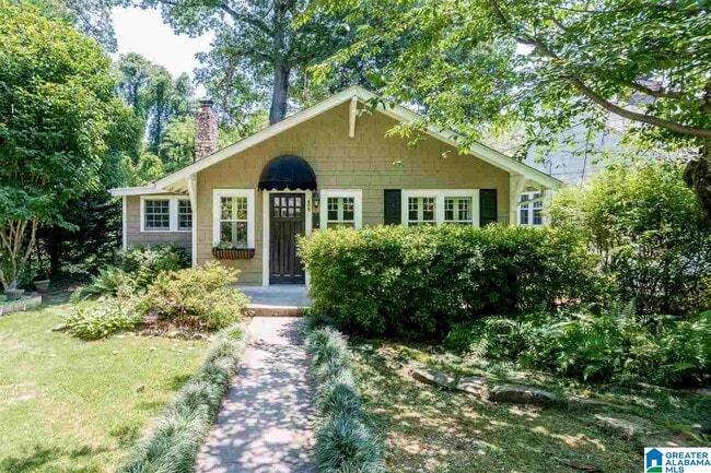 property at 405 St Charles St