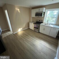 849 E Chelten Ave in Philadelphia, PA - Building Photo