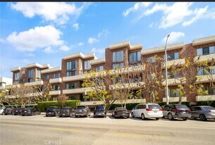 1880 VETERAN Ave, Unit 107 in Los Angeles, CA - Building Photo