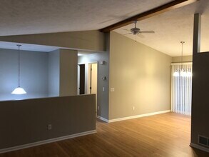 630 Hubert St NE in Grand Rapids, MI - Building Photo - Building Photo