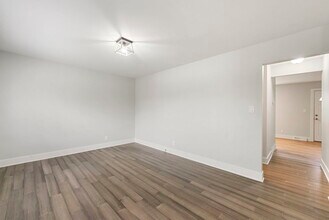 1006 Thornton St in Lockport, IL - Building Photo - Building Photo