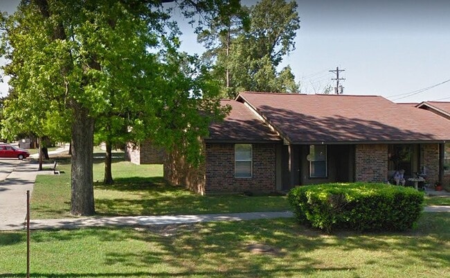 147 Alamo St in Lone Star, TX - Building Photo - Building Photo