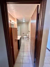 8962 Porter Rd, Unit Apt 1 in Niagara Falls, NY - Foto de edificio - Building Photo
