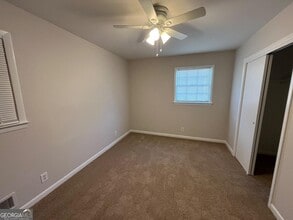 2820 Ocean Valley Rd in College Park, GA - Building Photo - Building Photo