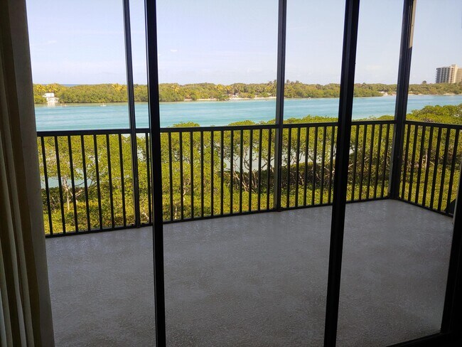 200 Waterway Rd-Unit -307 in Jupiter, FL - Building Photo - Building Photo