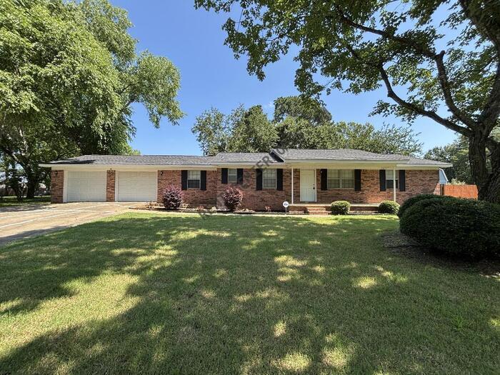 28 Countrywood St in Cabot, AR - Building Photo