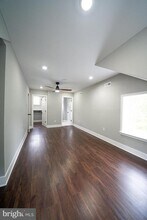 334 Church Rd in Elkins Park, PA - Foto de edificio - Building Photo