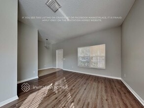 5905 Lilac Lake Dr in Riverview, FL - Building Photo - Building Photo