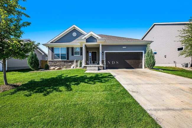 property at 7822 S 184th Ave
