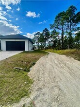 803 Wagner Ave in Lehigh Acres, FL - Building Photo - Building Photo