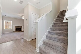 231 Eva Wy in Cartersville, GA - Foto de edificio - Building Photo