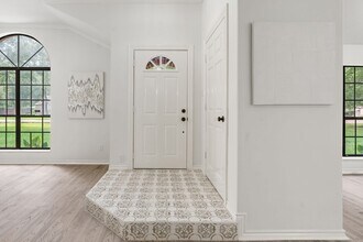 10 Autumn Oaks Dr in Baytown, TX - Building Photo - Building Photo