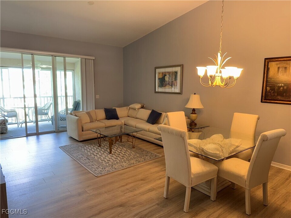 14521 Daffodil Dr in Ft. Myers, FL - Building Photo