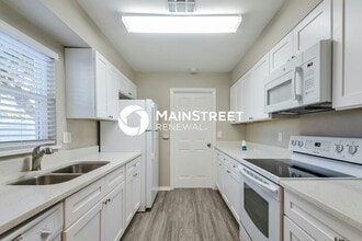 3908 Cape Vista Dr in Bradenton, FL - Building Photo - Building Photo