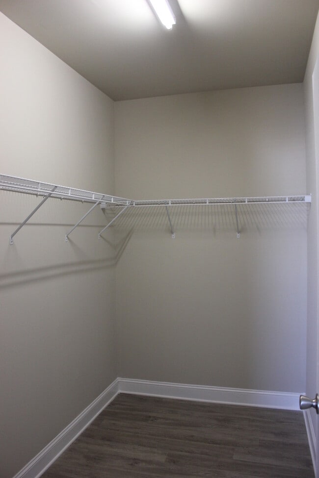 161 Howard Ln in Harrisonburg, VA - Foto de edificio - Building Photo