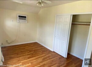 429 Morningstar Rd-Unit -1 in Staten Island, NY - Foto de edificio - Building Photo