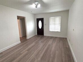 7607 Joplin St in Houston, TX - Building Photo - Building Photo
