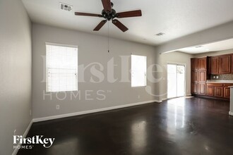 7923 Napier St in Las Vegas, NV - Building Photo - Building Photo