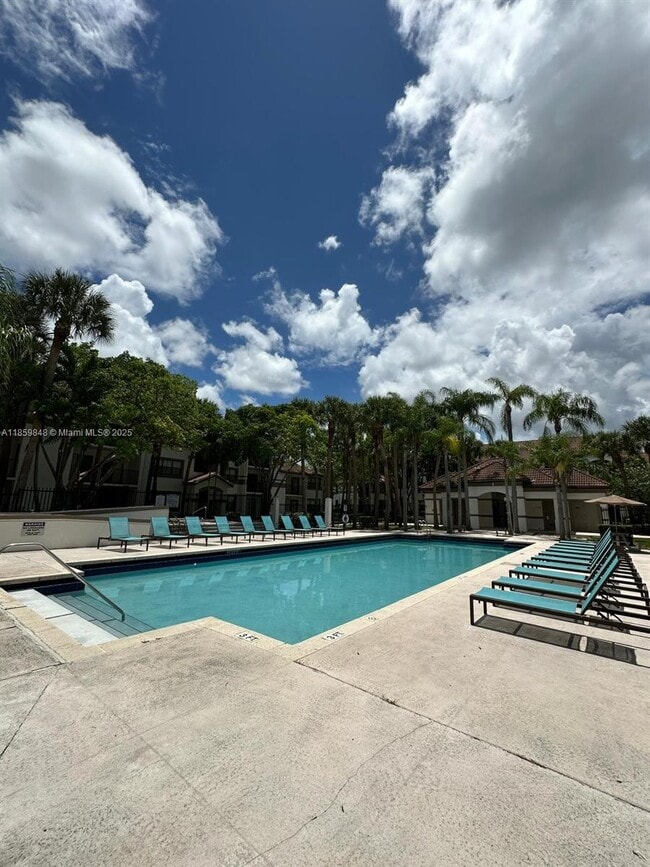 property at 550 S Park Rd