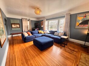 238 Mather St in Oakland, CA - Building Photo - Building Photo