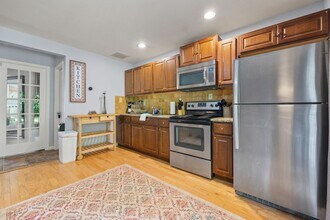 3613 Southland Dr, Unit Basement in Buford, GA - Foto de edificio - Building Photo