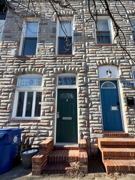 314 S Collington Ave in Baltimore, MD - Foto de edificio