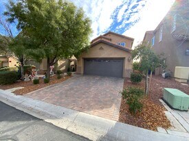 10641 Jamestown Square Ave in Las Vegas, NV - Building Photo