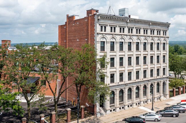 70 Genesee Street in Utica, NY - Building Photo - Building Photo