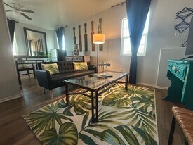25345 Maroon Creek Ct, Unit Lake Studio in Moreno Valley, CA - Building Photo