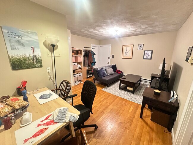 1131 Broadway, Unit 7