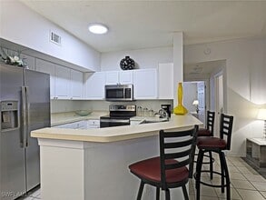 15645 Ocean Walk Circle in Ft. Myers, FL - Building Photo - Building Photo