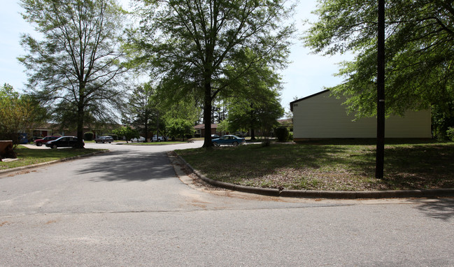 The Maples Apartments in Zebulon, NC - Building Photo - Building Photo