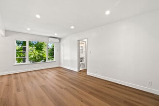 1527 Laurel St in South Pasadena, CA - Foto de edificio - Building Photo