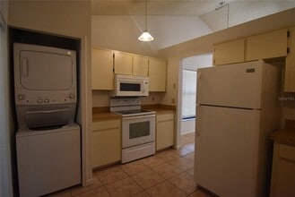 390 Douglas Way in Winter Garden, FL - Building Photo - Building Photo