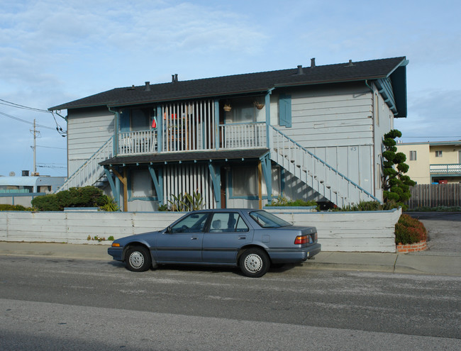 43 Montecito Ave in Pacifica, CA - Building Photo - Building Photo