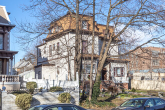 192 Heberton Ave in Staten Island, NY - Building Photo - Building Photo