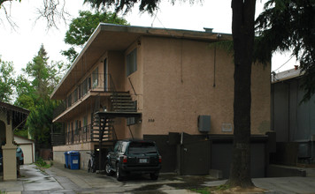 550 S 11th St in San Jose, CA - Foto de edificio - Building Photo