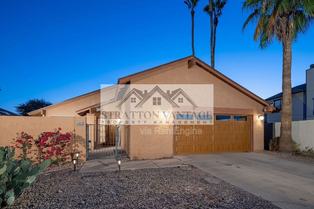 2142 S Las Palmas in Mesa, AZ - Building Photo