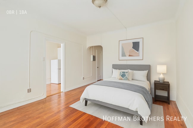 832 S Oxford Ave, Unit 301 in Los Angeles, CA - Foto de edificio - Building Photo