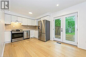 77 Birchway Pl in Acton, ON - Building Photo - Building Photo