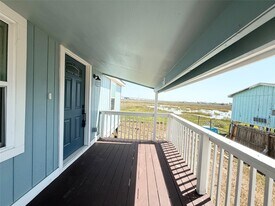 738 Caisson St in Freeport, TX - Building Photo