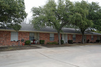 Crystal Falls Village in Leander, TX - Foto de edificio - Building Photo