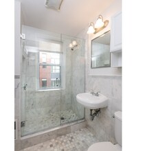 34 Worthington St, Unit 11 in Boston, MA - Building Photo - Building Photo