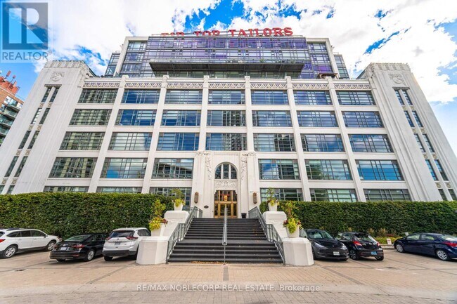 637 Lake Shore Blvd W in Toronto, ON - Building Photo - Building Photo