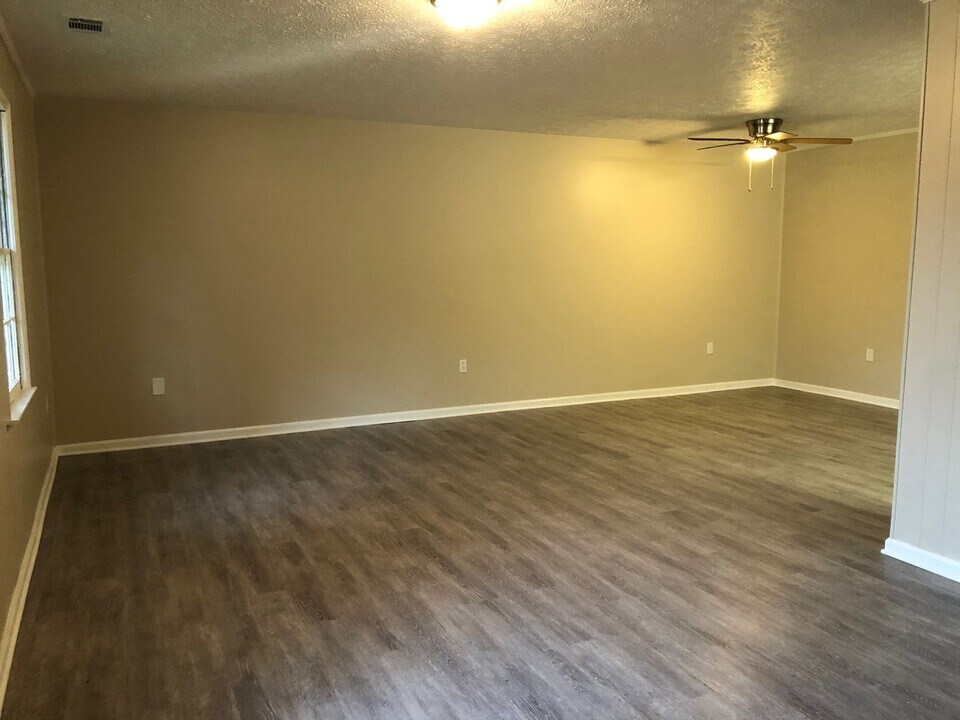 515 Chateau Dr SE in Rome, GA - Building Photo