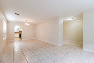7122 Pine Bower Ct in Humble, TX - Building Photo - Building Photo