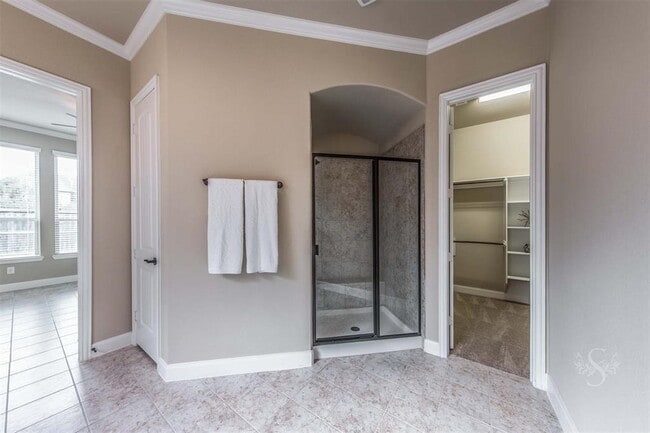 property at 5506 Little Creek Ct