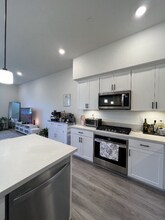 32 Lesina Way in Novato, CA - Building Photo - Building Photo